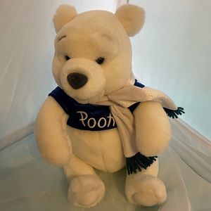 Disney Winnie the Pooh Winter White 12”